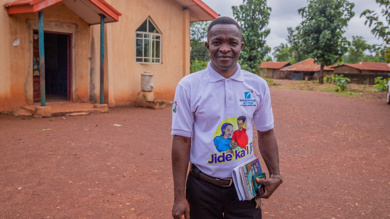 ReverendWhoSupportsWEGinIzziEbonyiState3